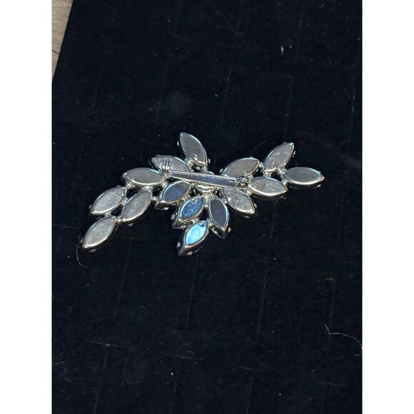 Vintage Rhinestone Brooch Pin With Blue Marquise Stones & Aurora Borealis Center - Picture 4 of 10